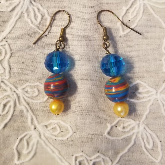 Beautiful Handmade Multicolor Jewelry Set - Necklace, Bracelet, Earrings - Picture 4 of 4